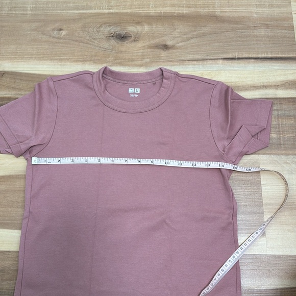 Women’s Uniqlo U Crew Neck Short Sleeve T-Shirt - pale pink - Picture 3 of 7